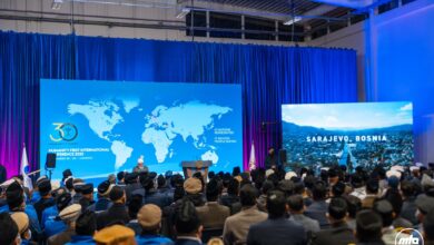 Photo of تازہ ترین:آپ کا ہدف یہ ہونا چاہیے کہ ہم نے انسانیت کی خدمت میں برق رفتاری سے آگے بڑھنا ہے (حضورِ انورایدہ اللہ تعالیٰ کا ہیومینٹی فرسٹ انٹرنیشنل کی کانفرنس سے خطاب کا خلاصہ)